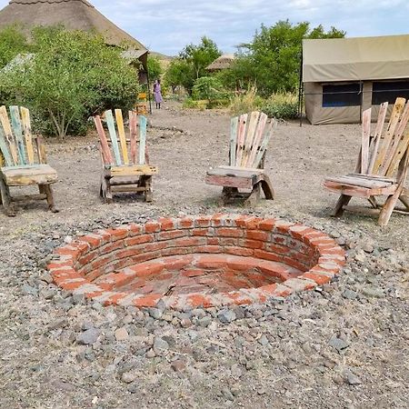 Mtowabaga Africa Safari Lake Natron Camping מראה חיצוני תמונה